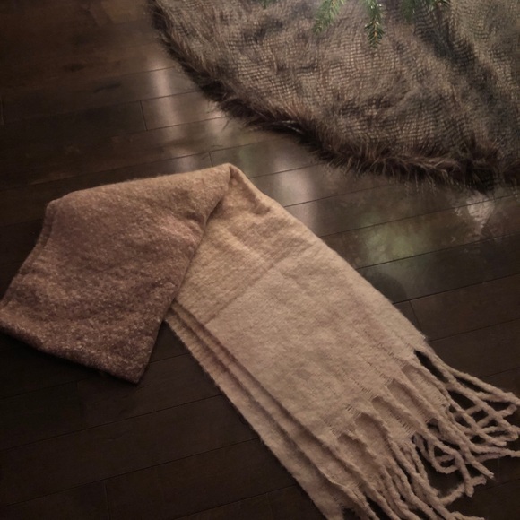 Mer Sea Super Soft Throw Scarf - Picture 3 of 5